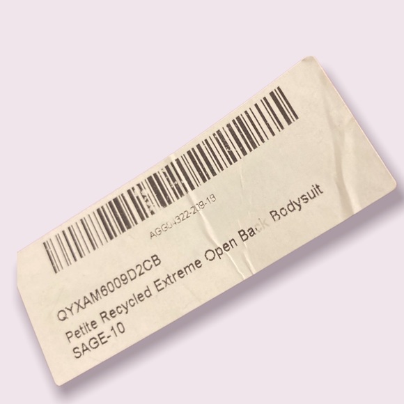 Nasty Gal Ribbed Open Back Sage Green Bodysuit in a Size 6 - Picture 5 of 7